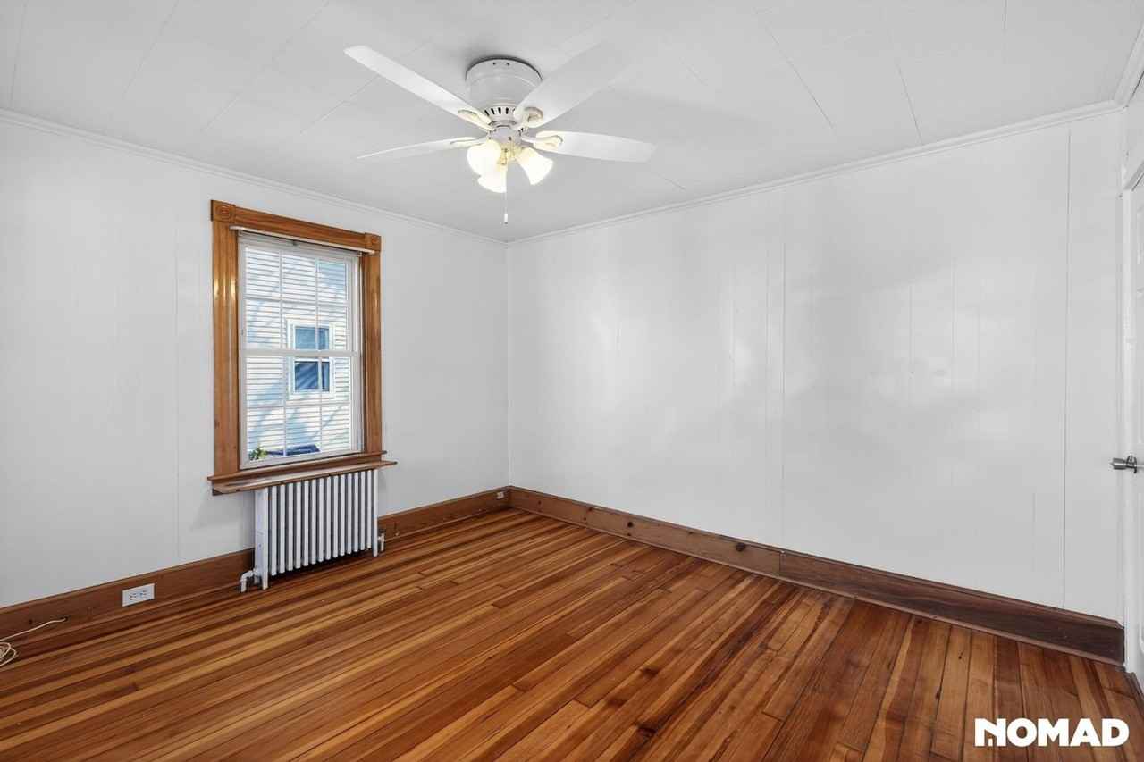 21 Hall Ave - Photo 4 of 30