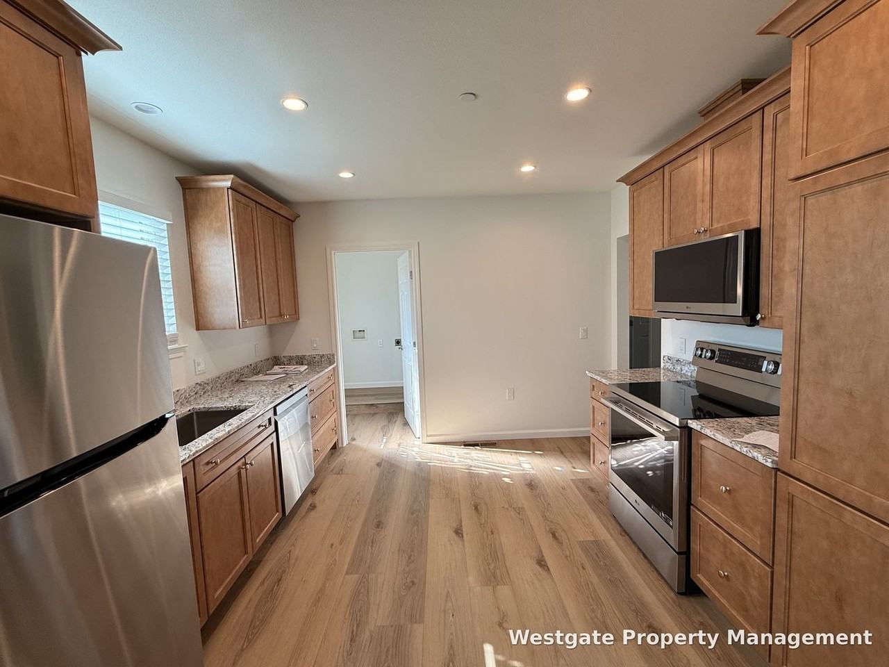 1346 Skillman Ln - Photo 6 of 18