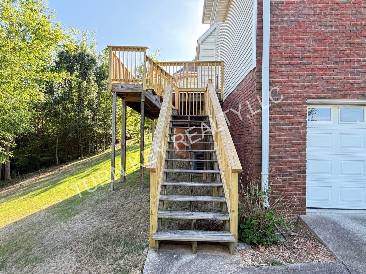 6373 Legacy Ln - Photo 3 of 32