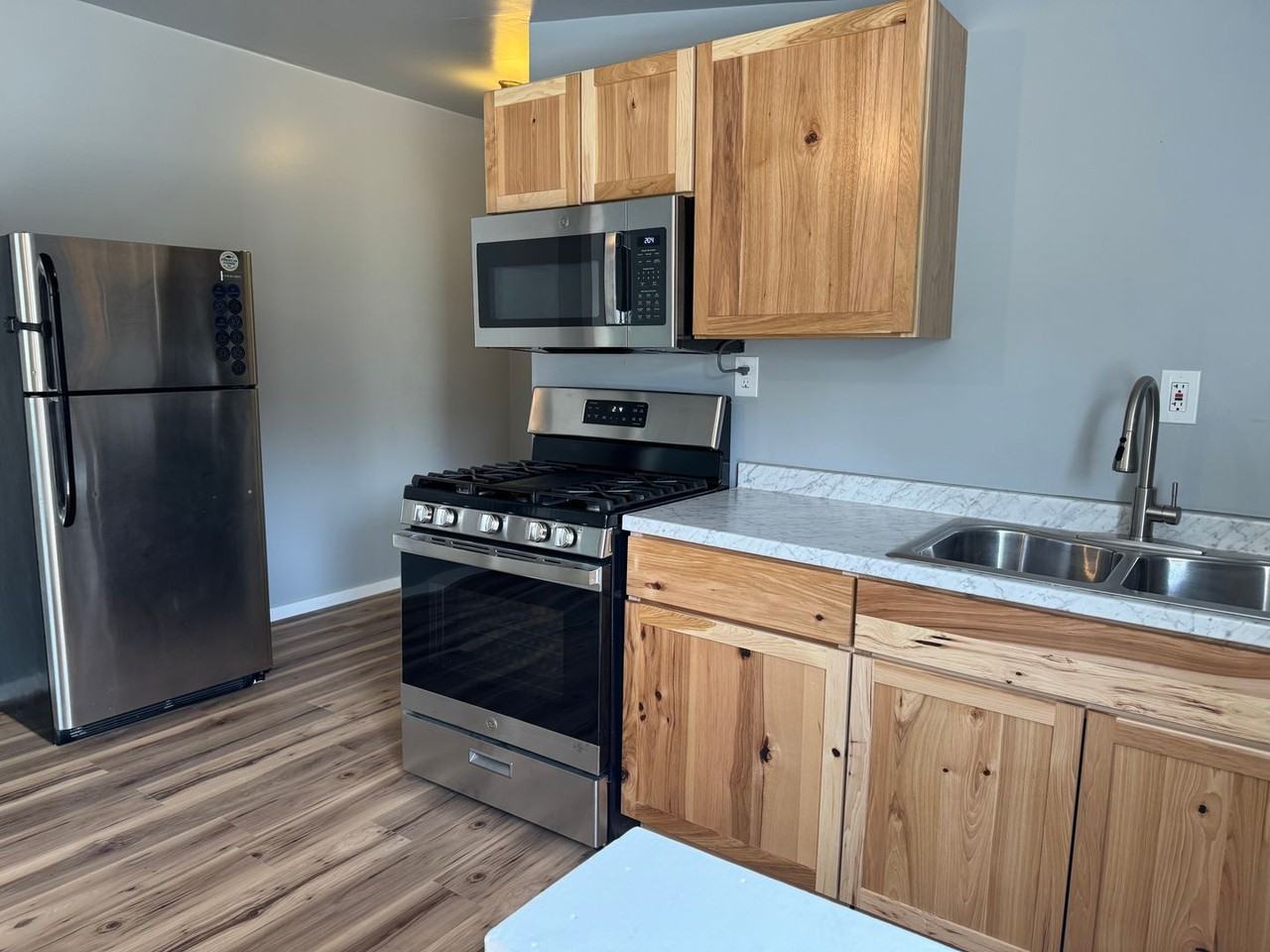748 748 CR 24  Garage - Photo 5 of 8