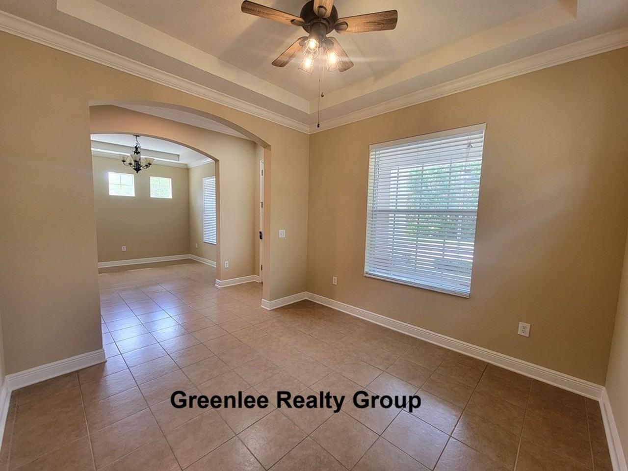 10418 Fenceline Rd - Photo 5 of 37