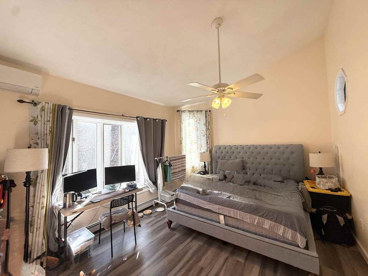 58 Lake St - Photo 6 of 19