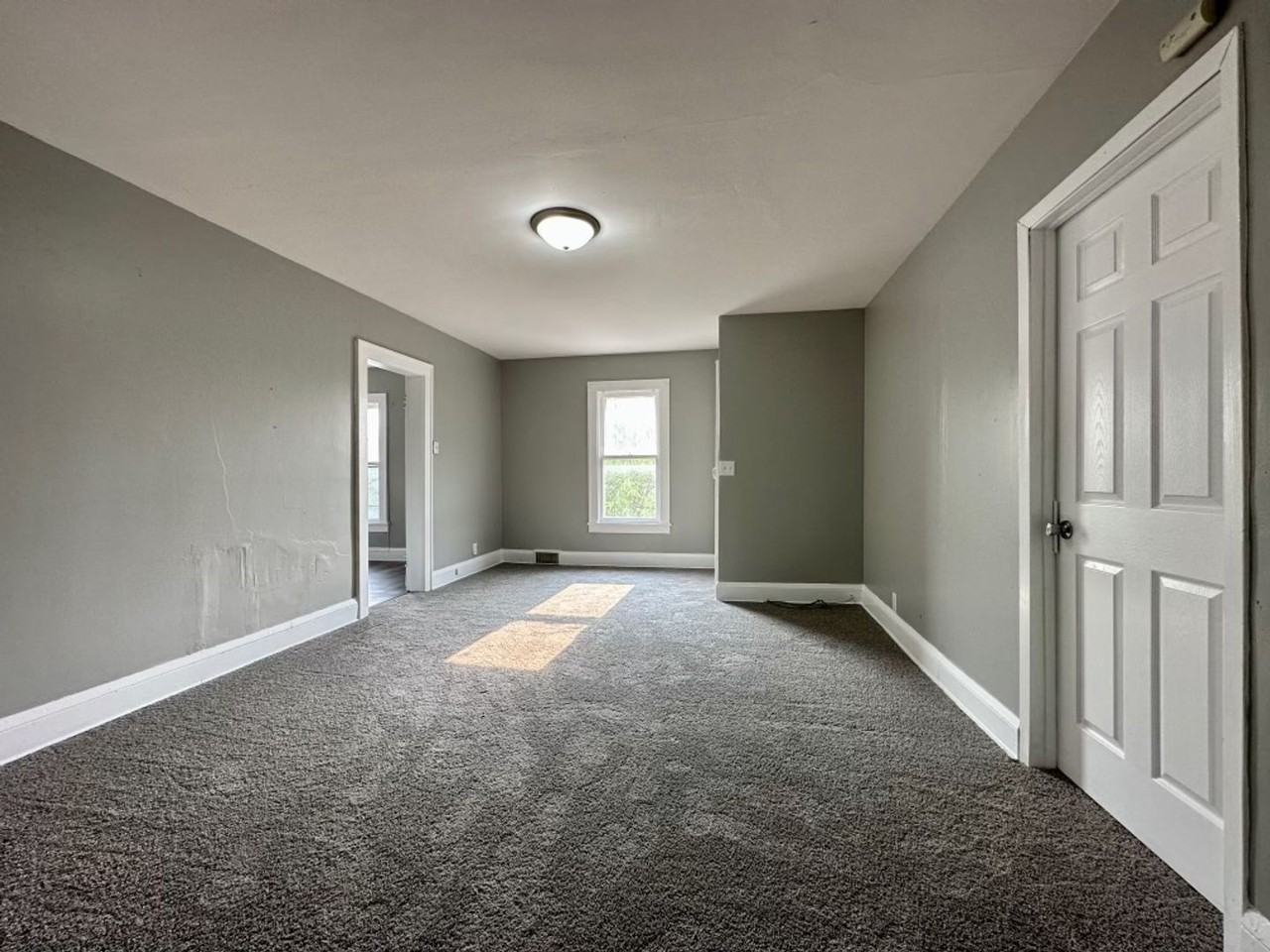 318 27th Ave N - Photo 6 of 10