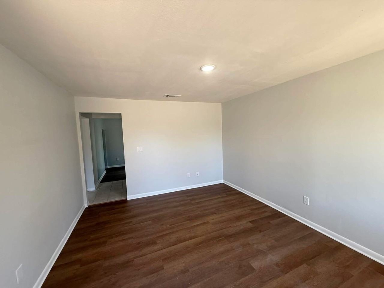 530 N Main St - Photo 6 of 6