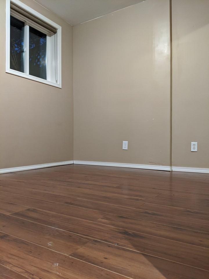 320 Henry Street - Photo 5 of 10