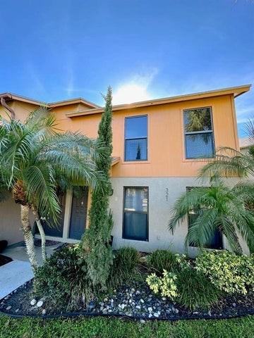 321 Sandtree Drive - Photo 2 of 8