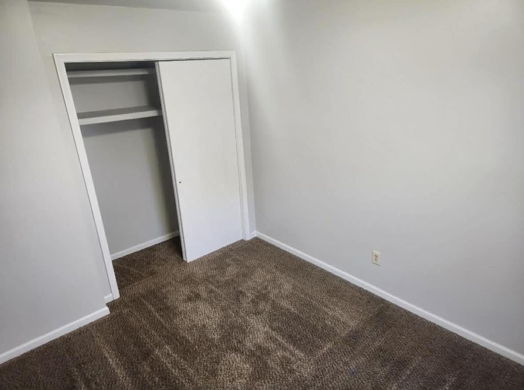 1614 Tippecanoe Dr - Photo 3 of 5