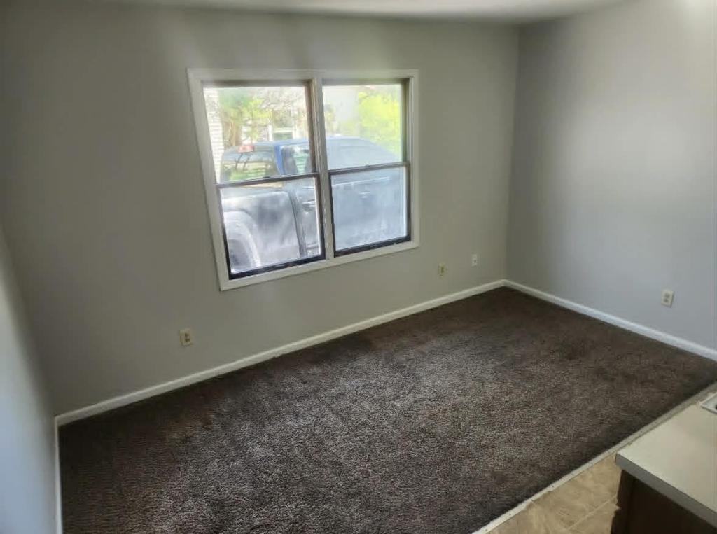 1614 Tippecanoe Dr - Photo 4 of 5