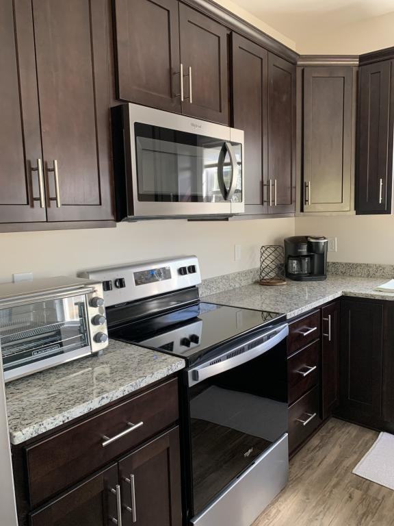 239 Louise Ln - Photo 4 of 12