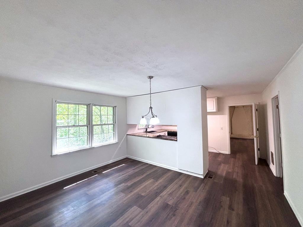 3545 Gilleland Ext - Photo 4 of 12