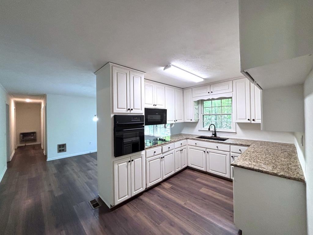 3545 Gilleland Ext - Photo 5 of 12