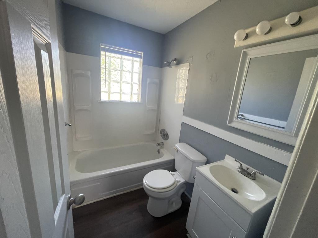 409 Beta St ##D - Photo 7 of 7