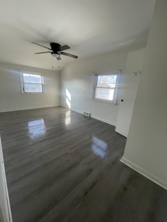 326 Northland Ave - Photo 2 of 9