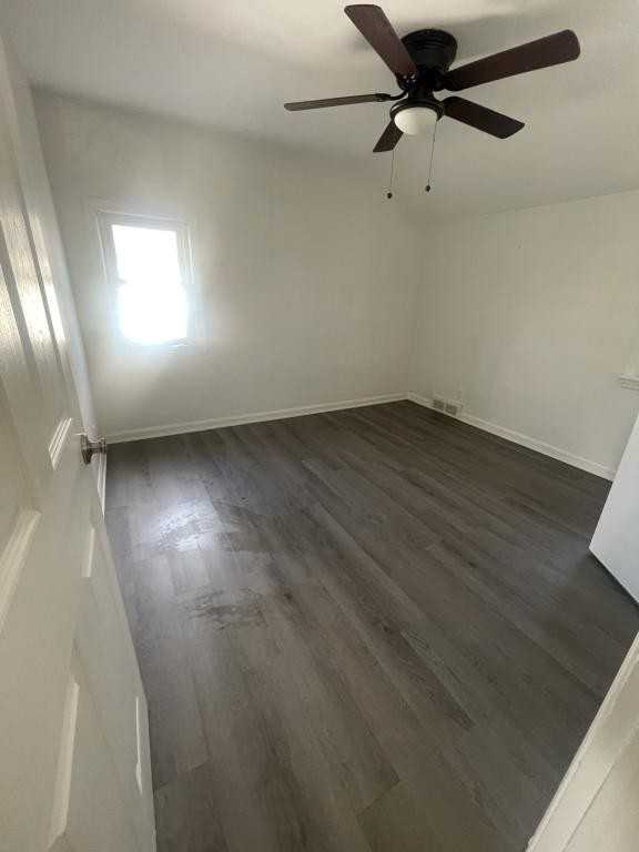 326 Northland Ave - Photo 4 of 9