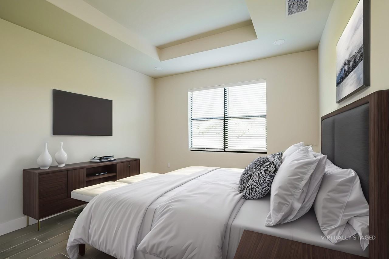 6133 6133 Hughes Ave - Photo 5 of 16