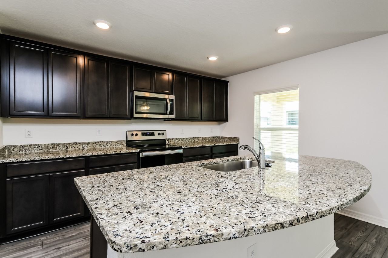 1635 Swan Lake Cir - Photo 7 of 16