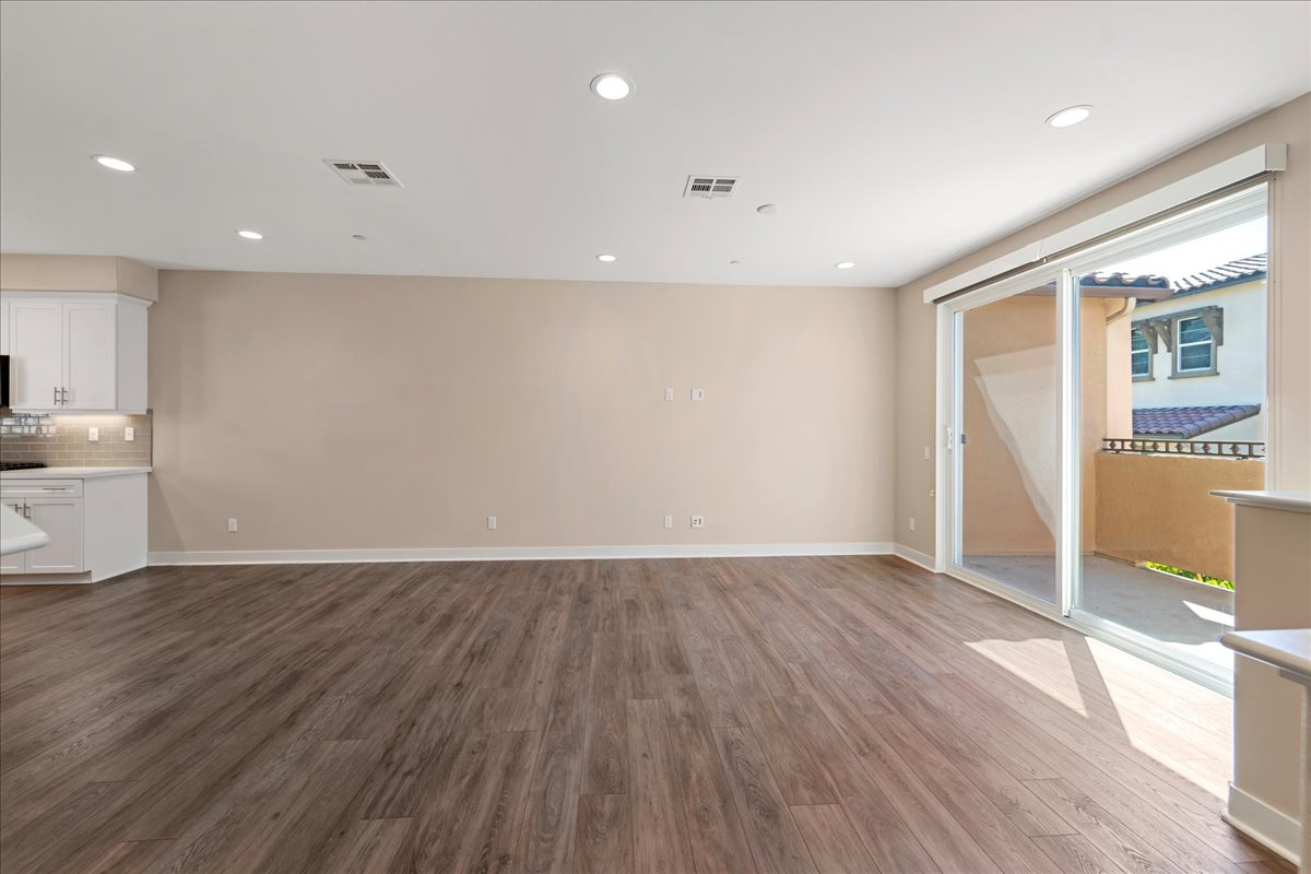 4358 Saint Cloud Way - Photo 6 of 23