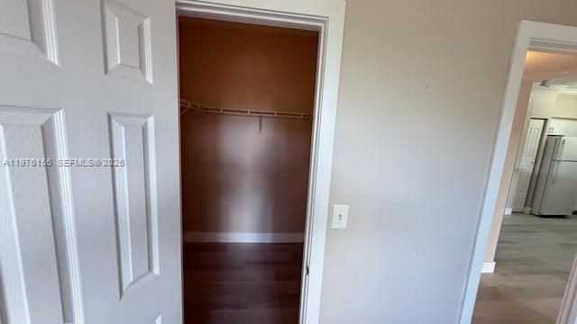 101 Sw 117th Ave - Photo 6 of 11