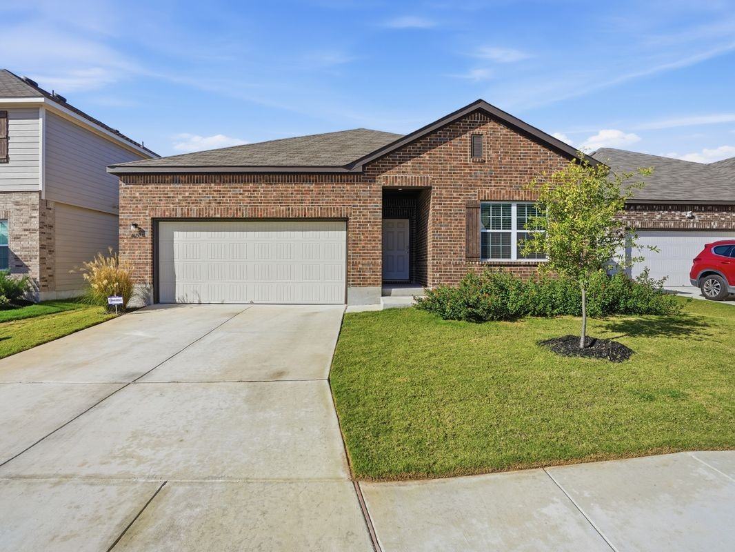 4615 Serpens - Photo 2 of 28