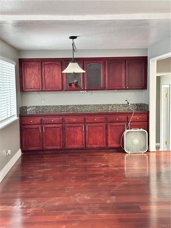 2415 Mercedes Ave - Photo 6 of 7