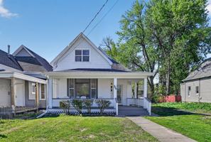 featured image of 324 E Archer Ave