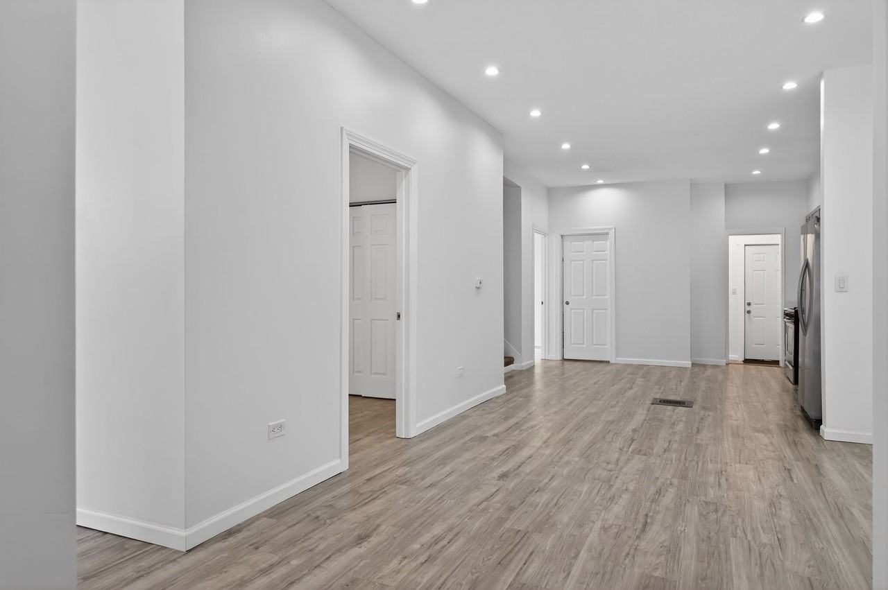 324 E Archer Ave #324EARCHER - Photo 3 of 16