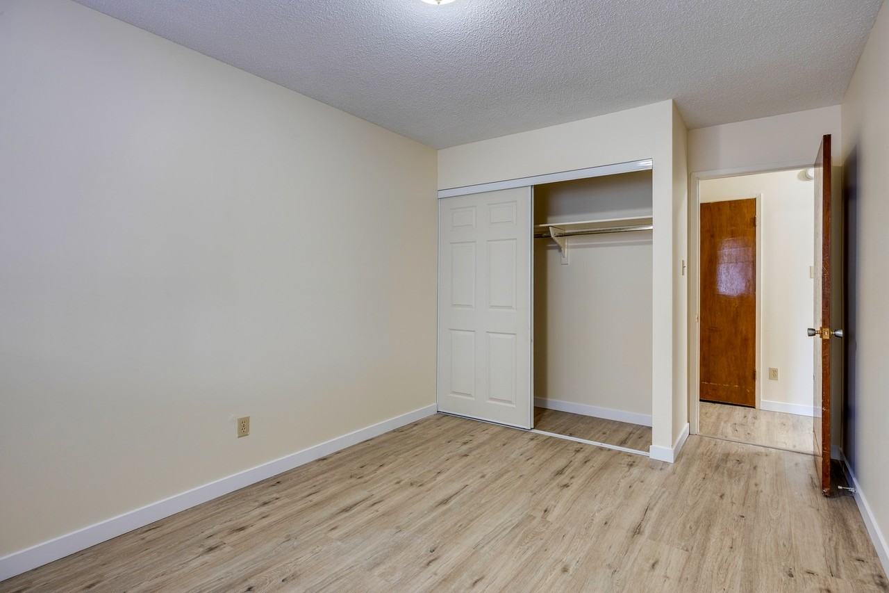 Elmwood II - Photo 7 of 29