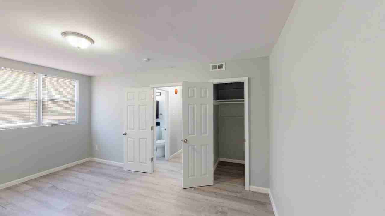 910 Gateway Blvd #A1 - Photo 7 of 11