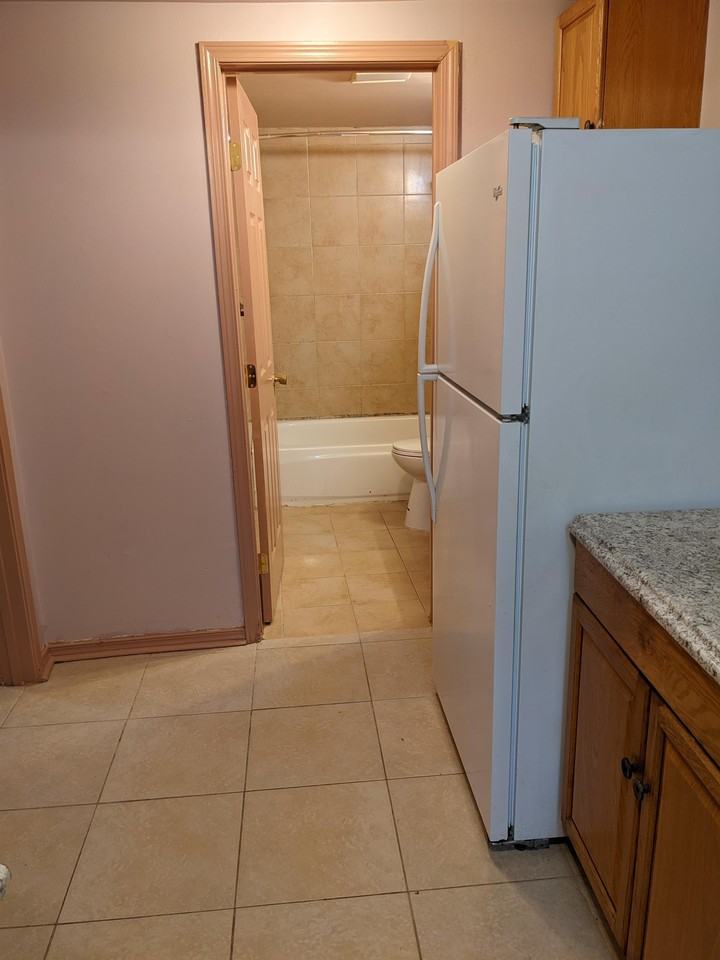 4610 S Holden St #B - Photo 3 of 16