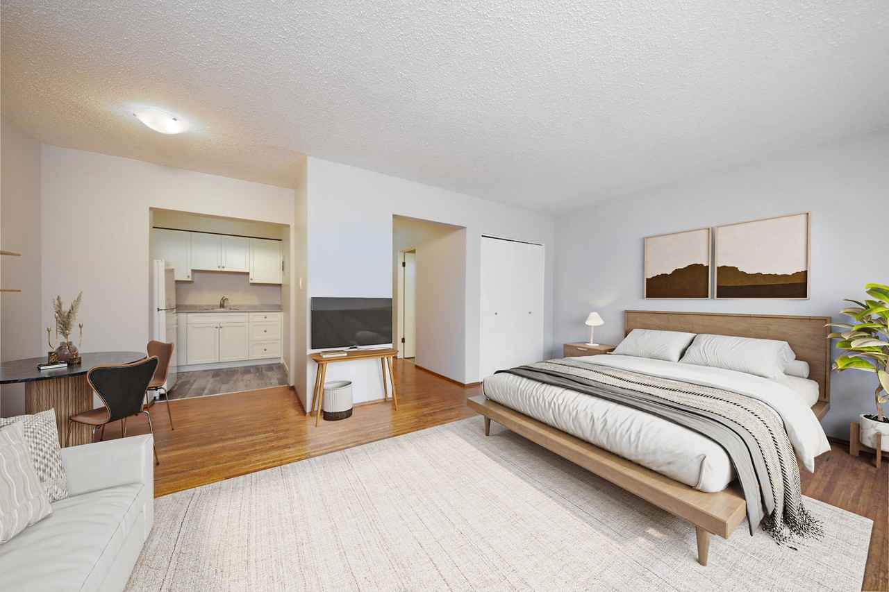 Triumph - Photo 4 of 21