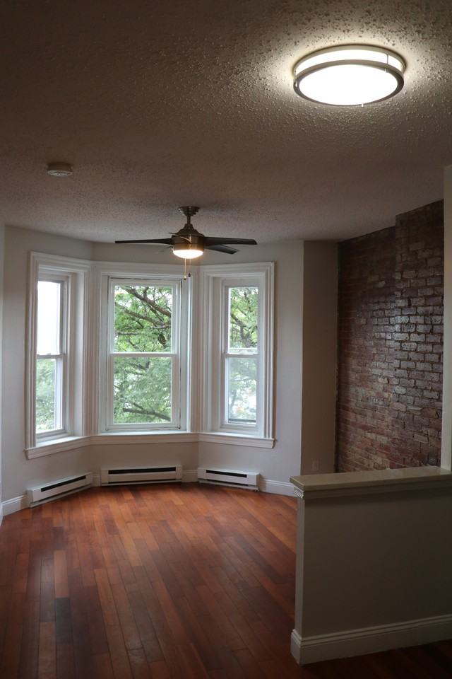 320 Warren St #2 - Photo 3 of 29