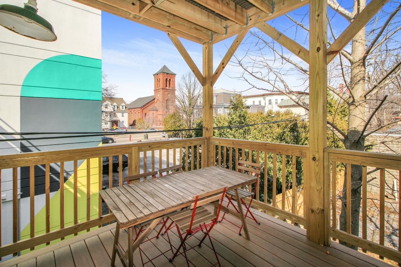 35 1/2 Essex St #2 - Photo 5 of 19