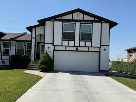 431 E 2050 N - Photo 1 of 1