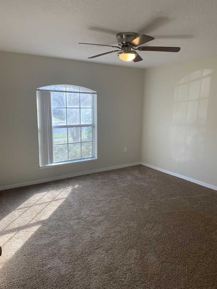 4690 Salamander St - Photo 2 of 11