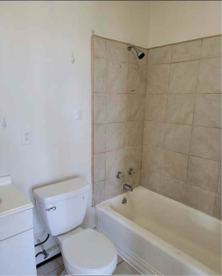 5742 W Chicago Ave - Photo 6 of 11