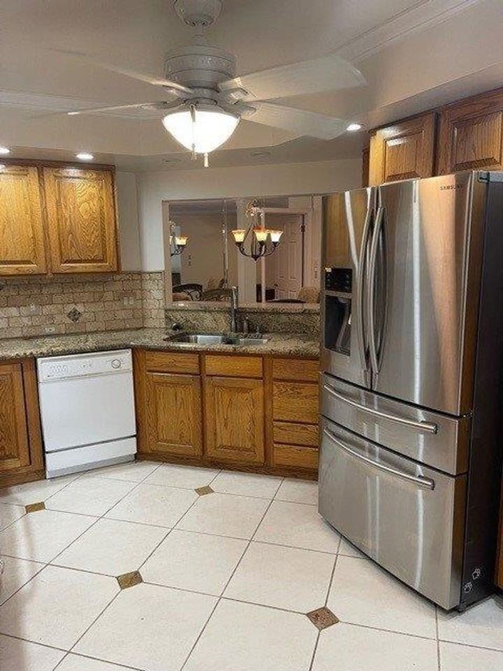 1236 Saint Tropez Cir - Photo 7 of 22