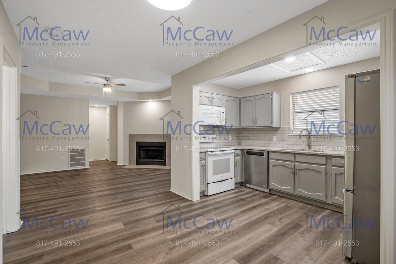 2813 Newkirk Ct - Photo 5 of 18