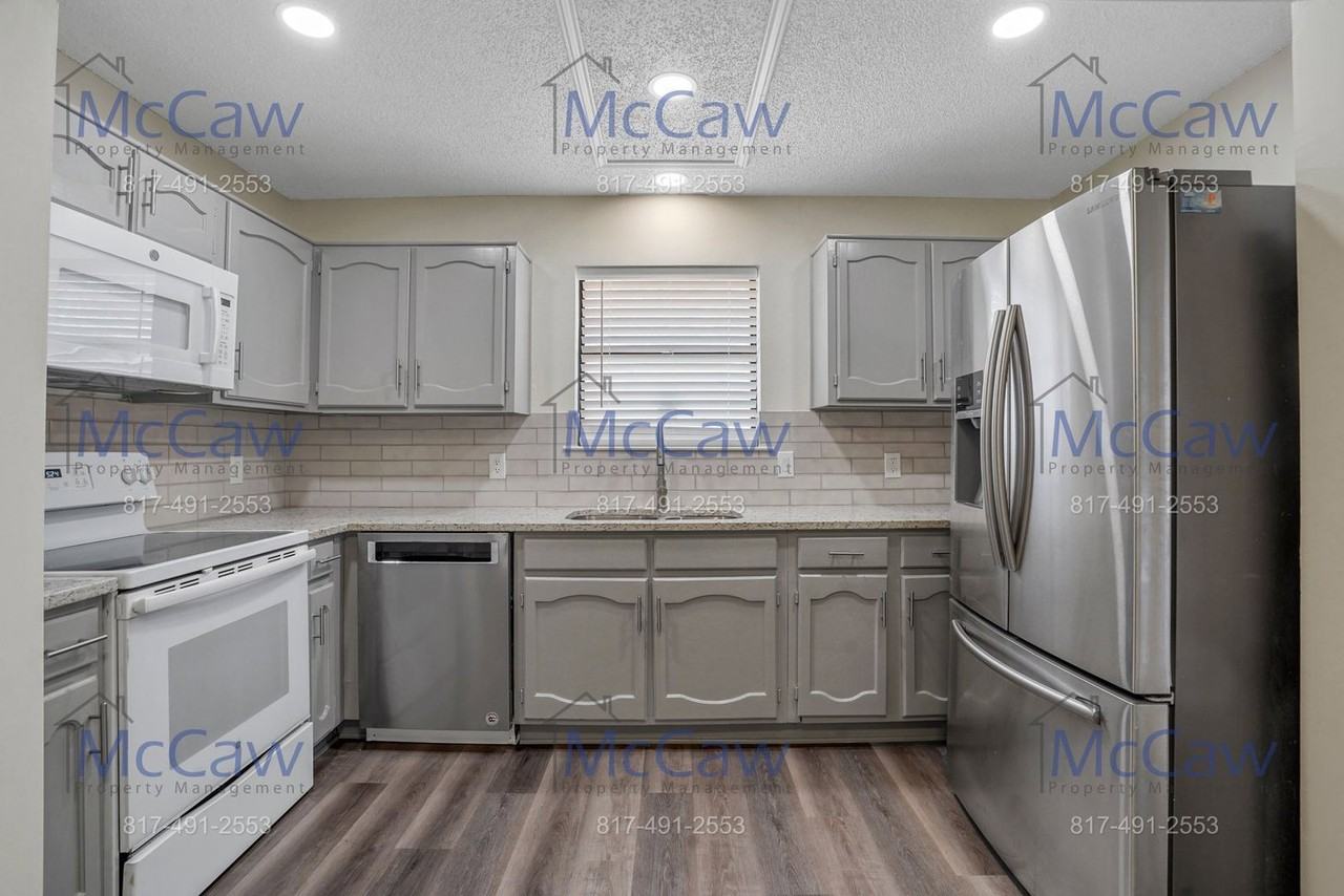 2813 Newkirk Ct - Photo 7 of 18