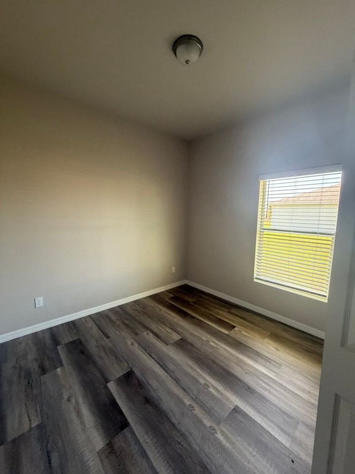 309 Panorama Ave - Photo 4 of 18