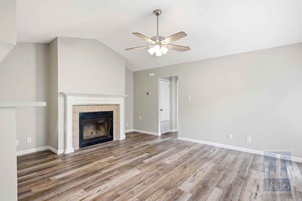 13305 Waverly Ct #A - Photo 3 of 50