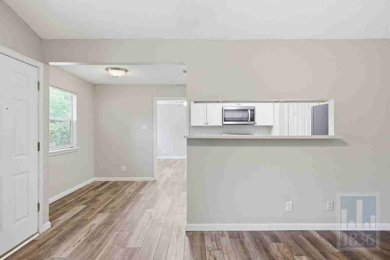 13305 Waverly Ct #A - Photo 6 of 50