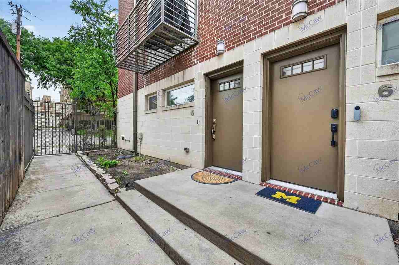 5618 Lindell Ave #6 - Photo 2 of 25