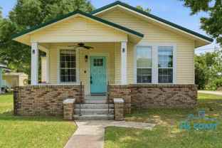 4319 Lewis St - Photo 1 of 1