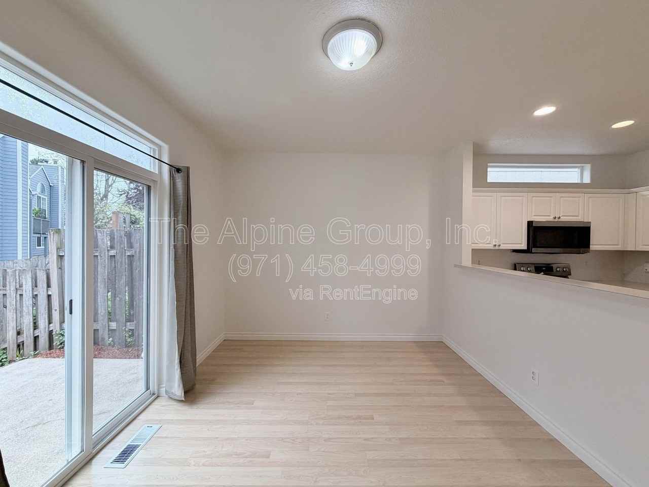 5817 Nw 174th Ave - Photo 7 of 24