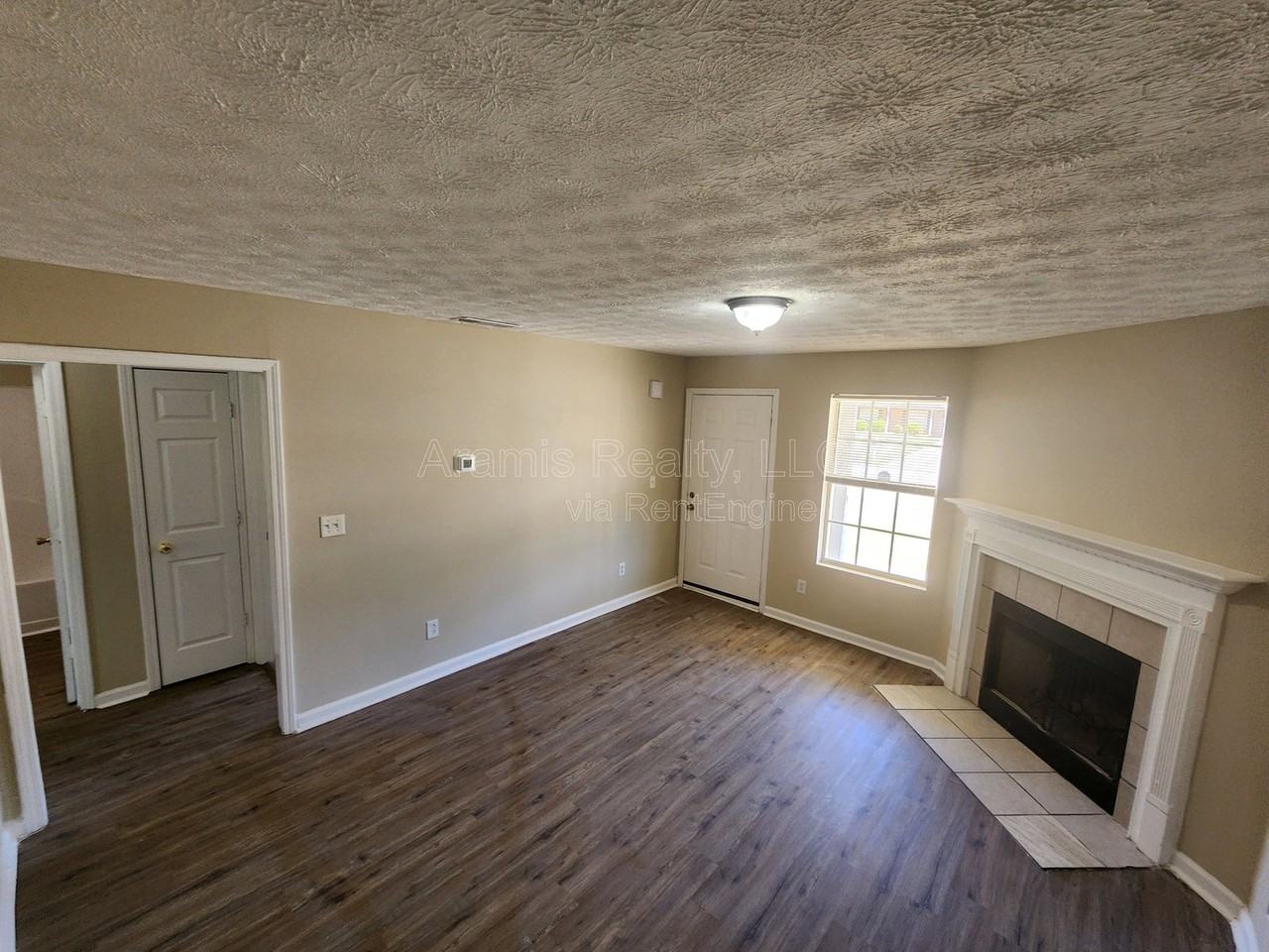 5477 Denny Dr - Photo 5 of 17