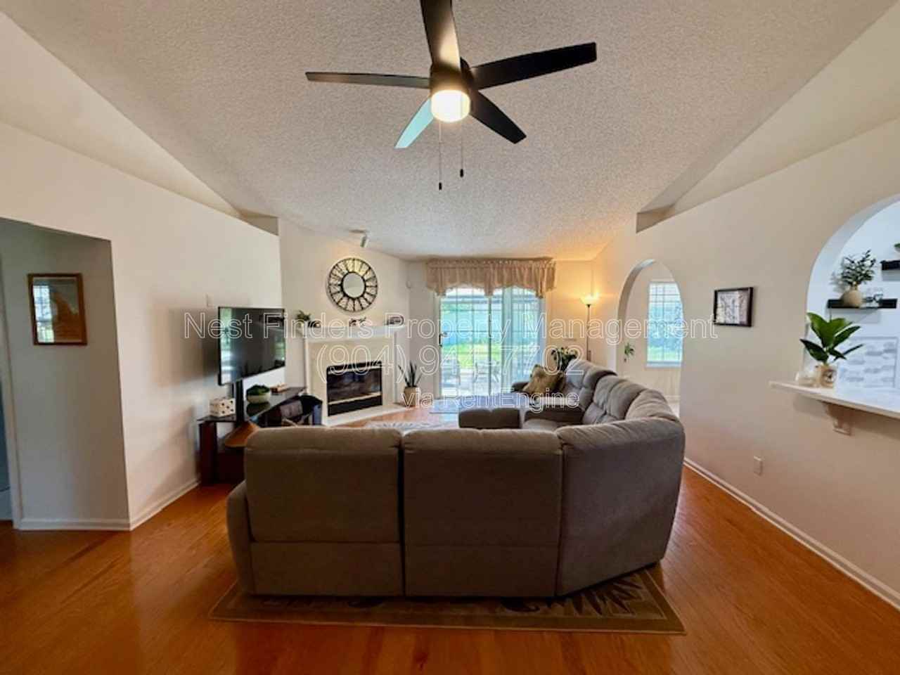 5524 Hidden Ridge Dr - Photo 5 of 29