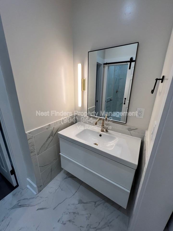 1541 Riverside Ave #2 - Photo 4 of 15