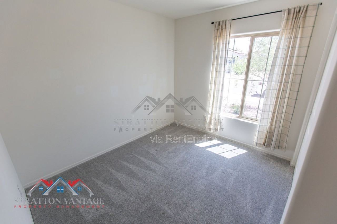 1474 W Inca Dr - Photo 6 of 33