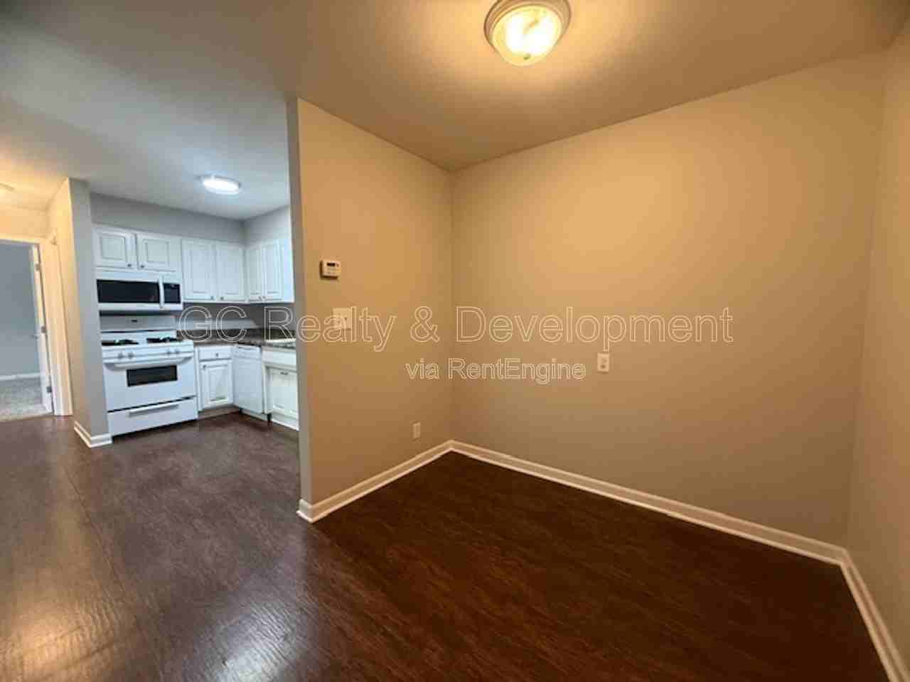 12 Simpson St #A - Photo 5 of 18
