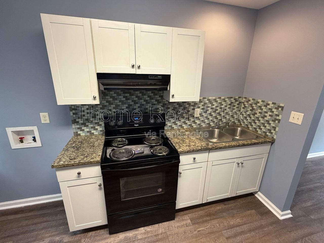 704 Pinehaven Dr - Photo 4 of 13